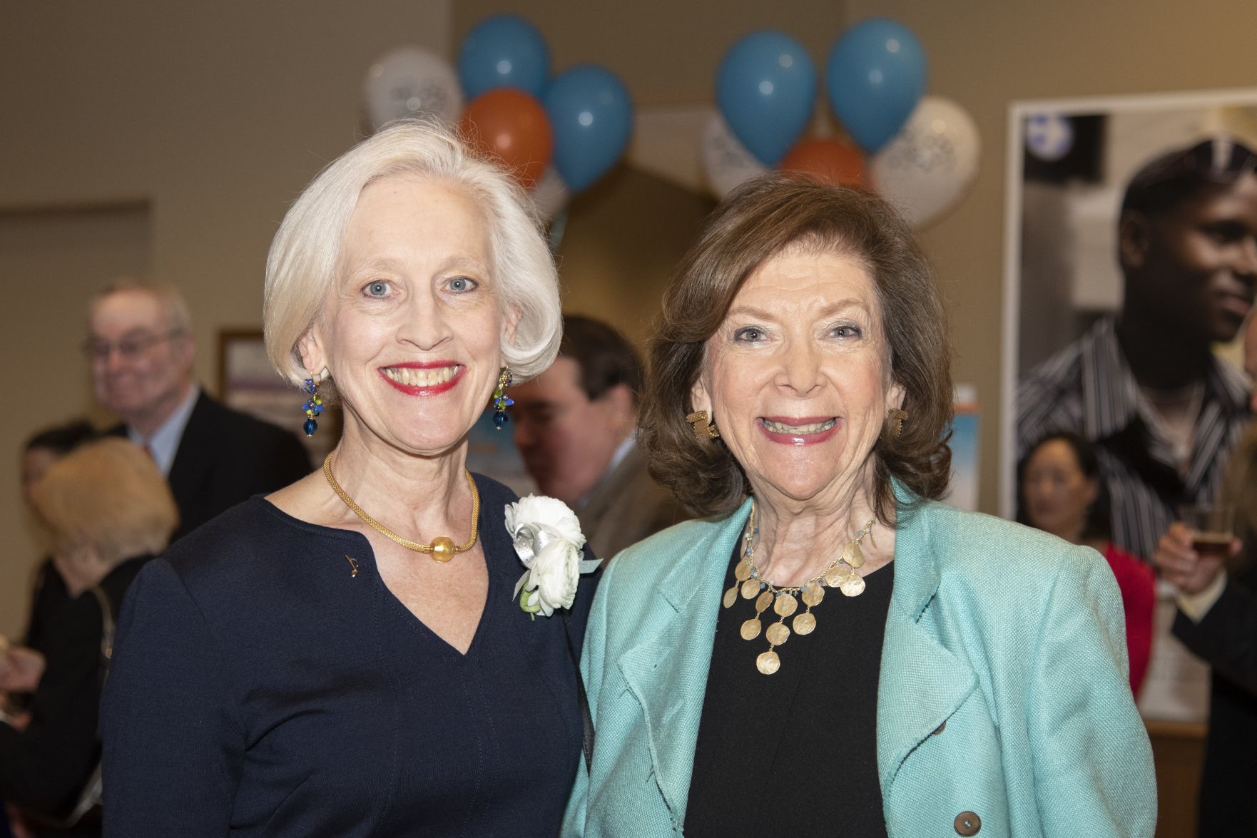 Kim Eberlein, Phyllis Langsdorf